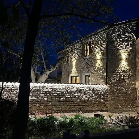 וילה Casa Giulia With Heated Pool פריבלאקה