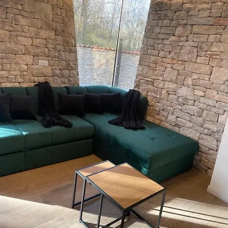 Casa Giulia With Heated Pool פריבלאקה
