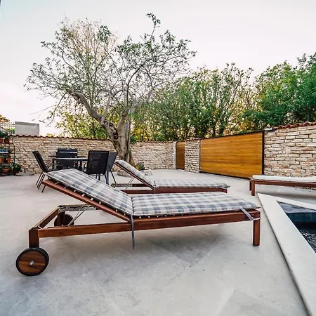 וילה Casa Giulia With Heated Pool *