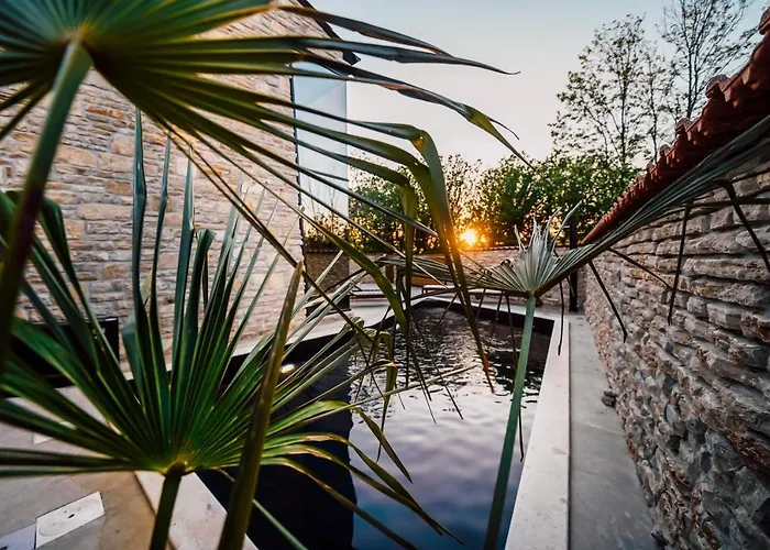 Casa Giulia With Heated Pool