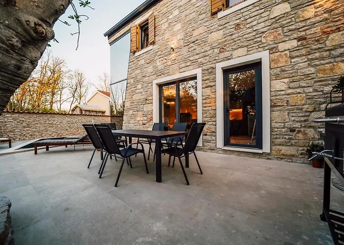 Вилла Casa Giulia With Heated Pool *