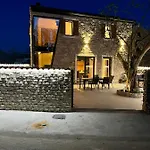 Casa Giulia With Heated Pool Villa