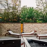 Casa Giulia With Heated Pool