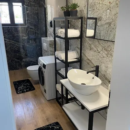 Casa Giulia With Heated Pool * Privlaka (Zadar)
