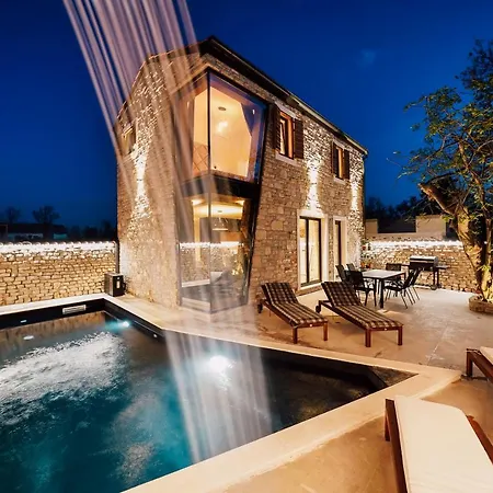 Casa Giulia With Heated Pool