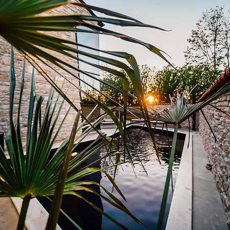 Casa Giulia With Heated Pool