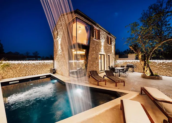 Casa Giulia With Heated Pool
