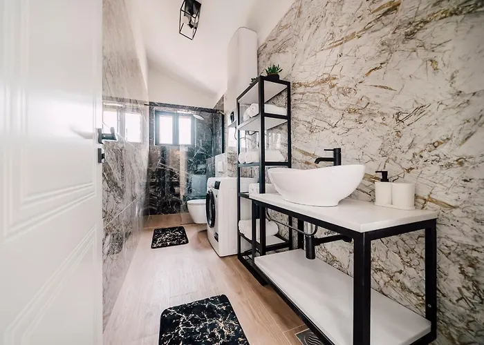 Casa Giulia With Heated Pool