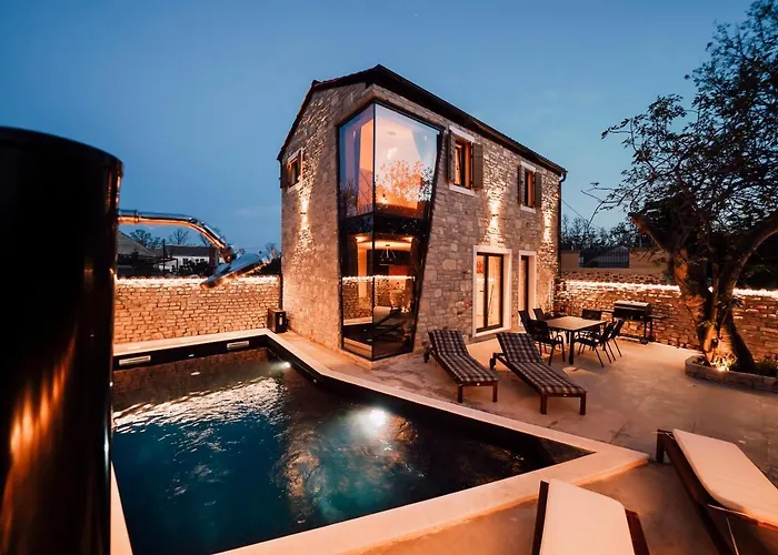 Casa Giulia With Heated Pool